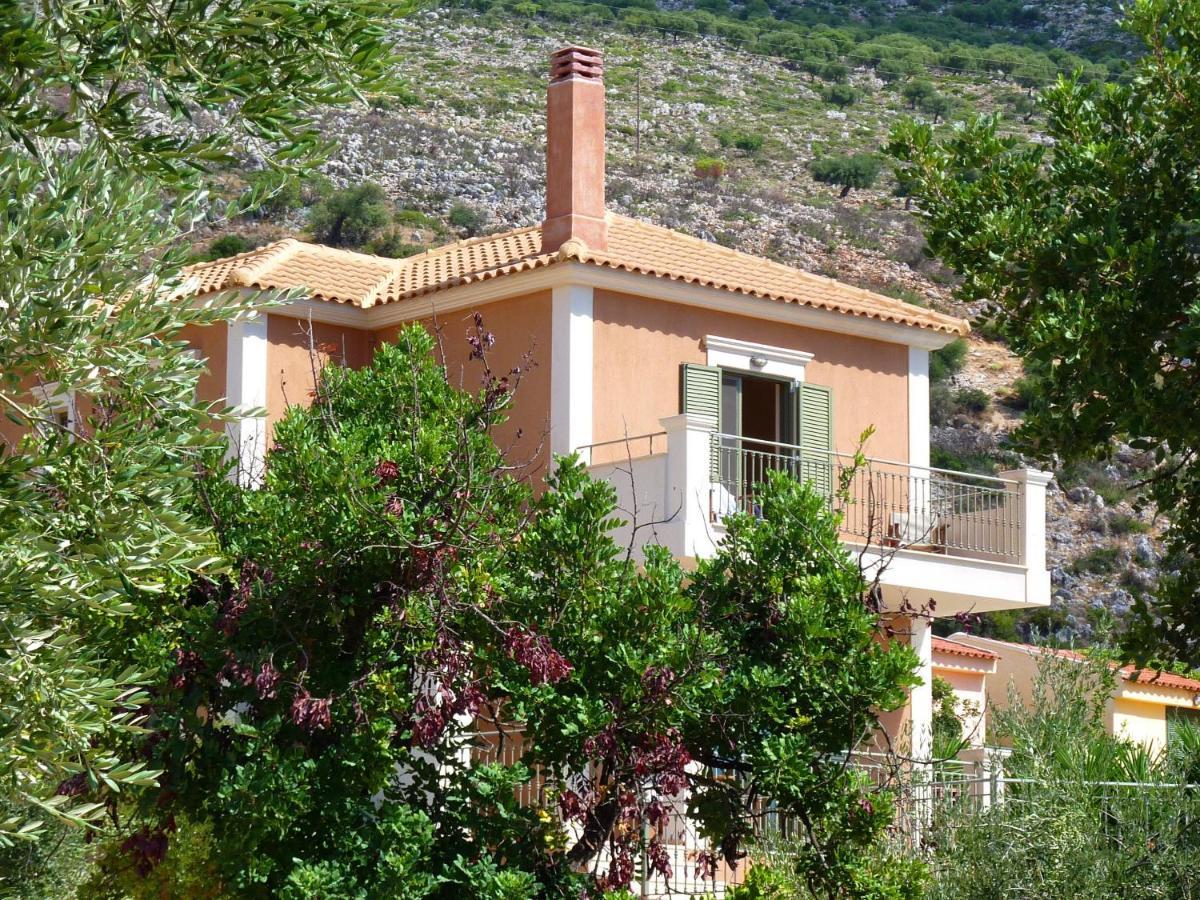 Villa Marianna Lourdata  Exterior photo